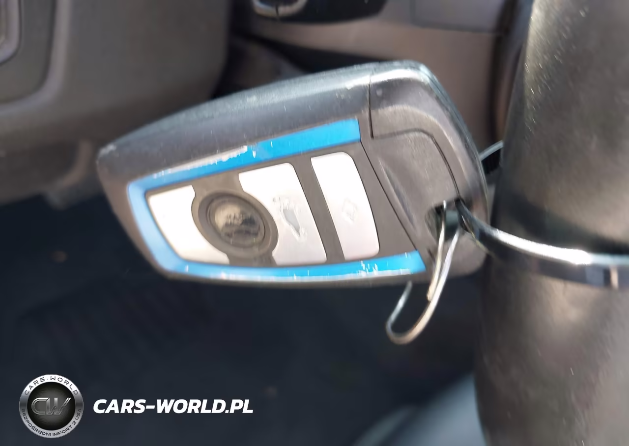 2016 BMW 320I VIN:WBA8E1G51GNU11624 - 11