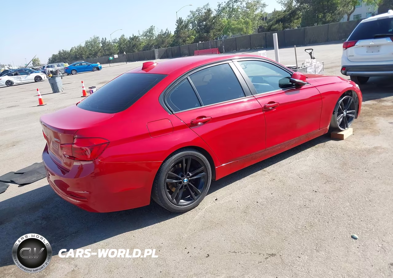 2016 BMW 320I VIN:WBA8E1G51GNU11624 - 4