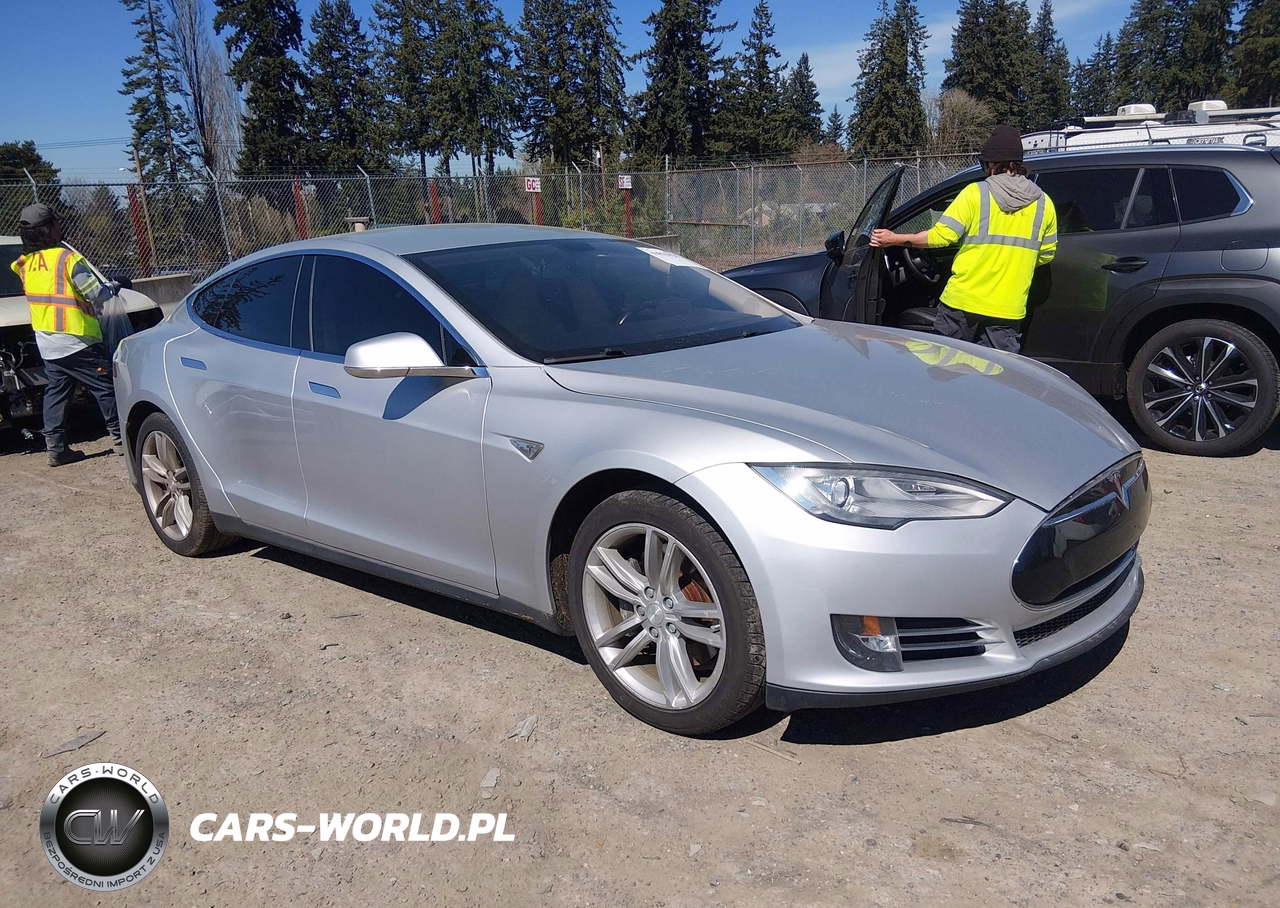 2013 Tesla Model S
