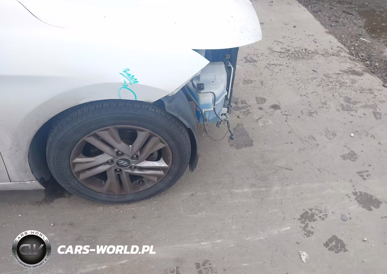 2020 Hyundai Elantra Sel VIN:5NPD84LF5LH547161 - 18