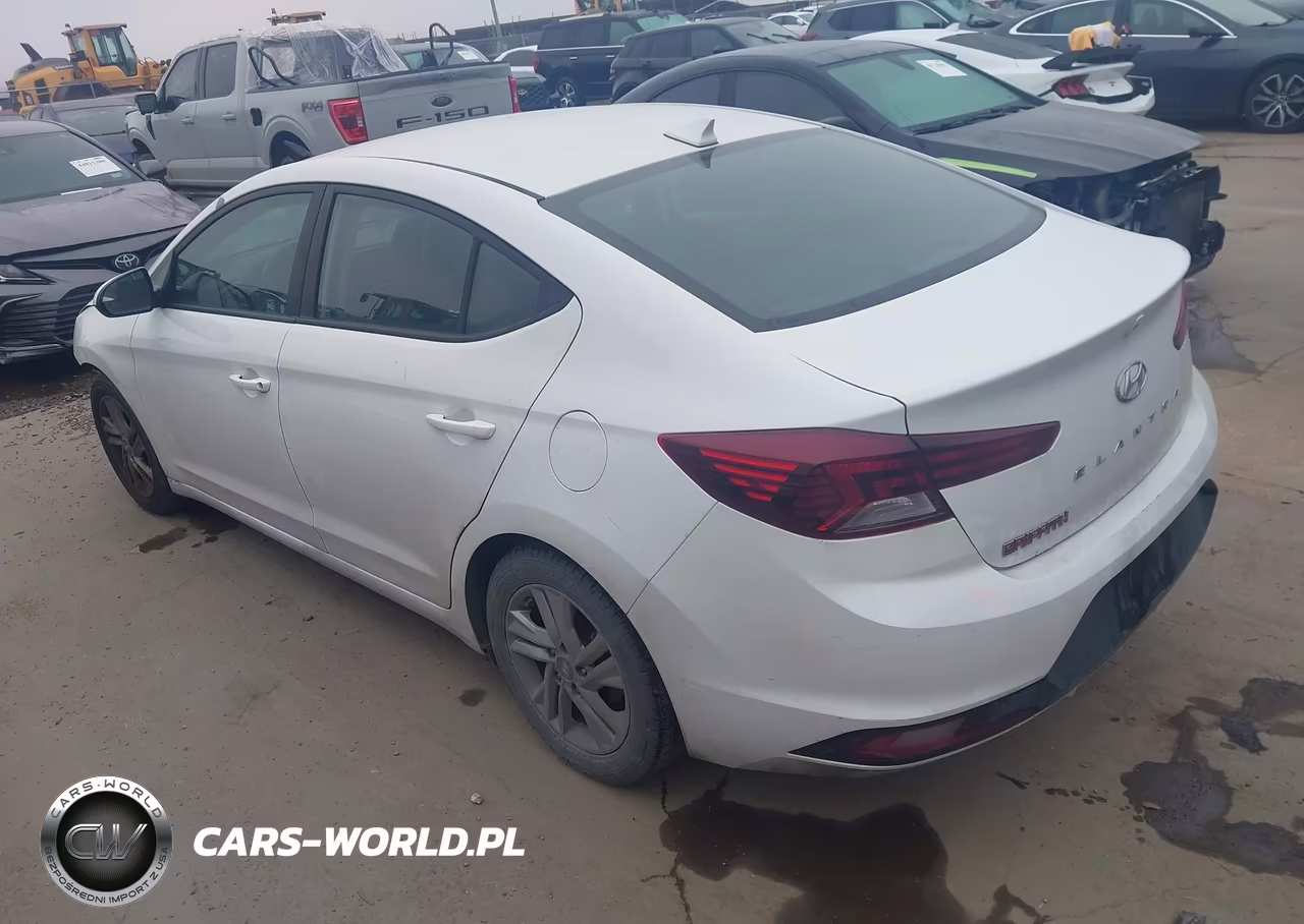 2020 Hyundai Elantra Sel VIN:5NPD84LF5LH547161 - 3