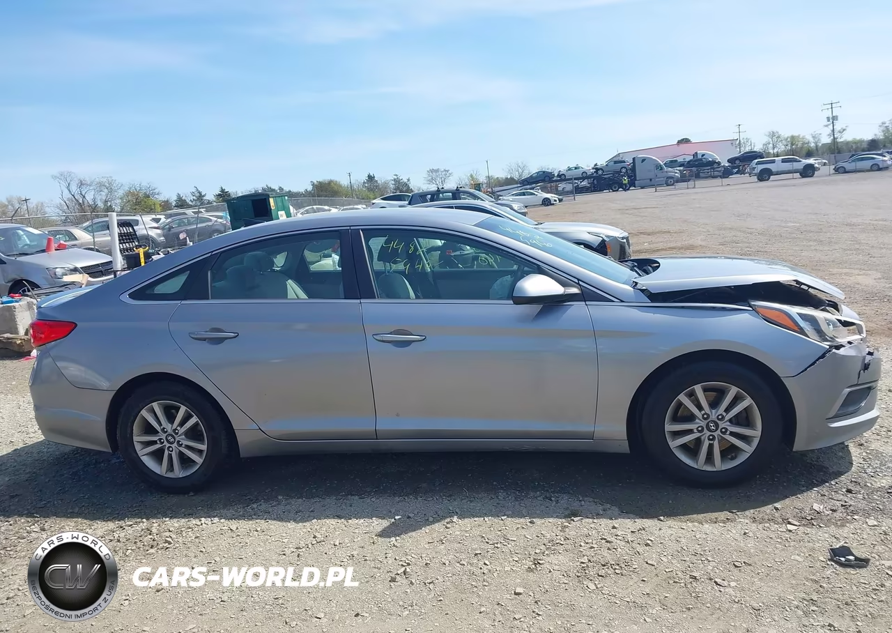 2016 Hyundai Sonata Se VIN:5NPE24AF5GH370108 - 13