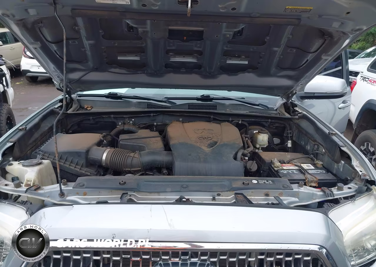 2017 Toyota Tacoma Sr5 V6 VIN:3TMAZ5CN8HM037403 - 10