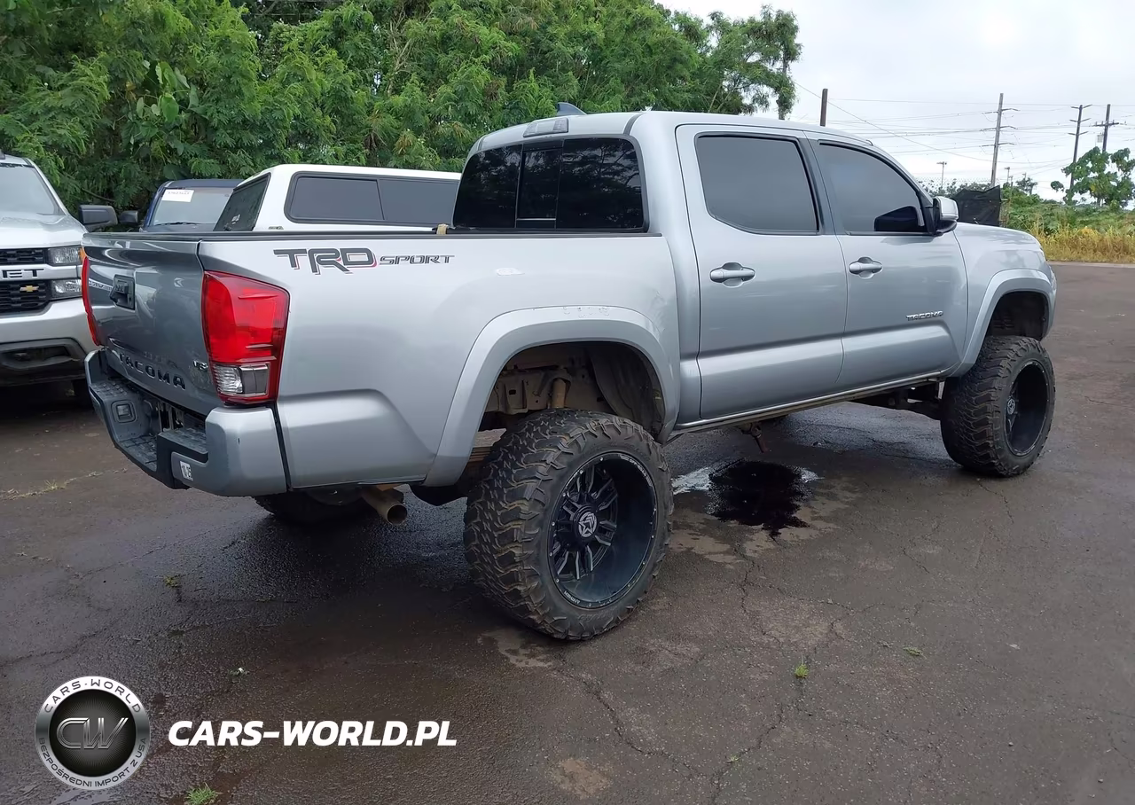 2017 Toyota Tacoma Sr5 V6 VIN:3TMAZ5CN8HM037403 - 4