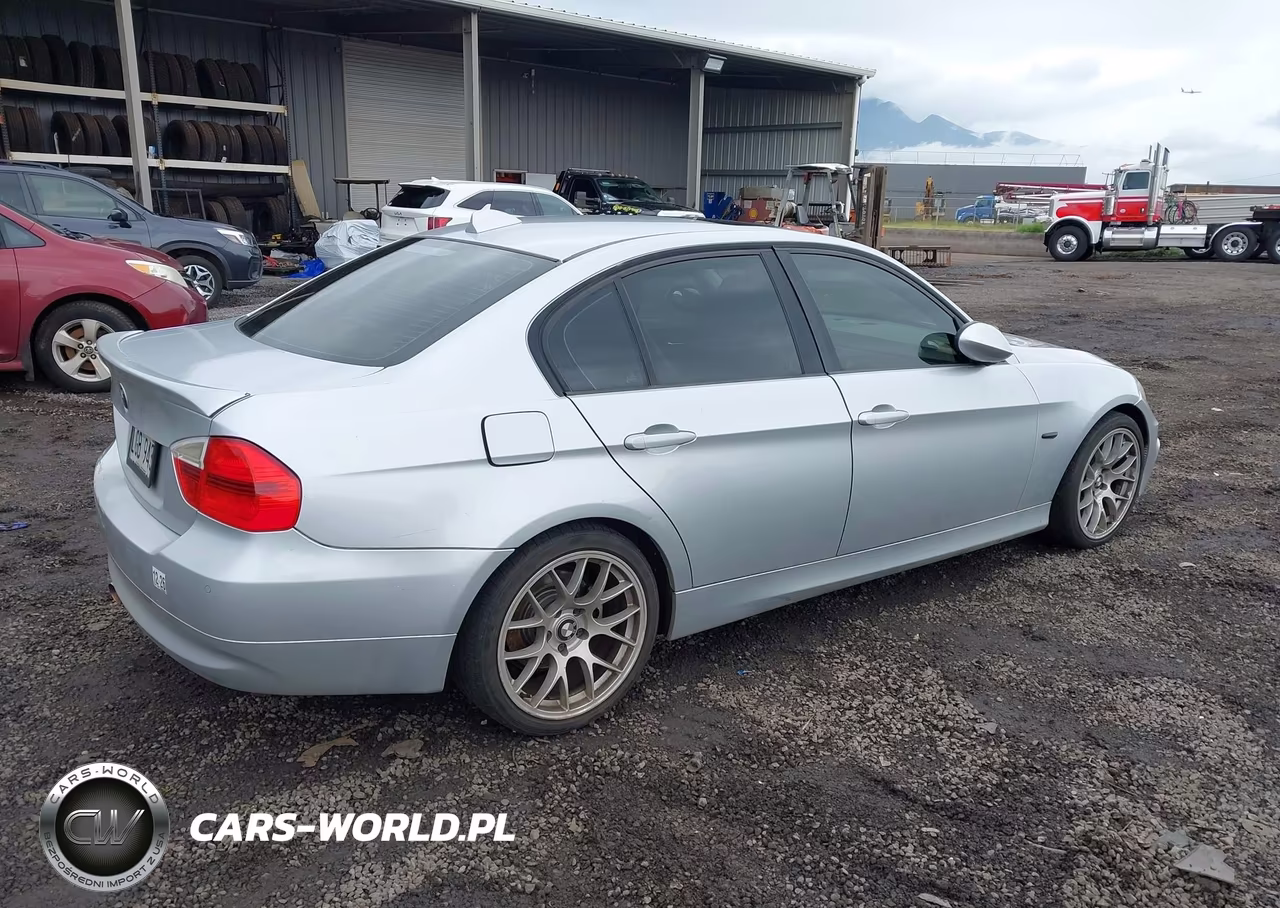 2007 BMW 328I VIN:WBAVA37557NL13450 - 4
