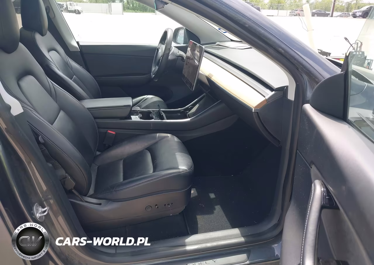 2020 Tesla Model Y VIN:5YJYGDEF0LF004803 - 5