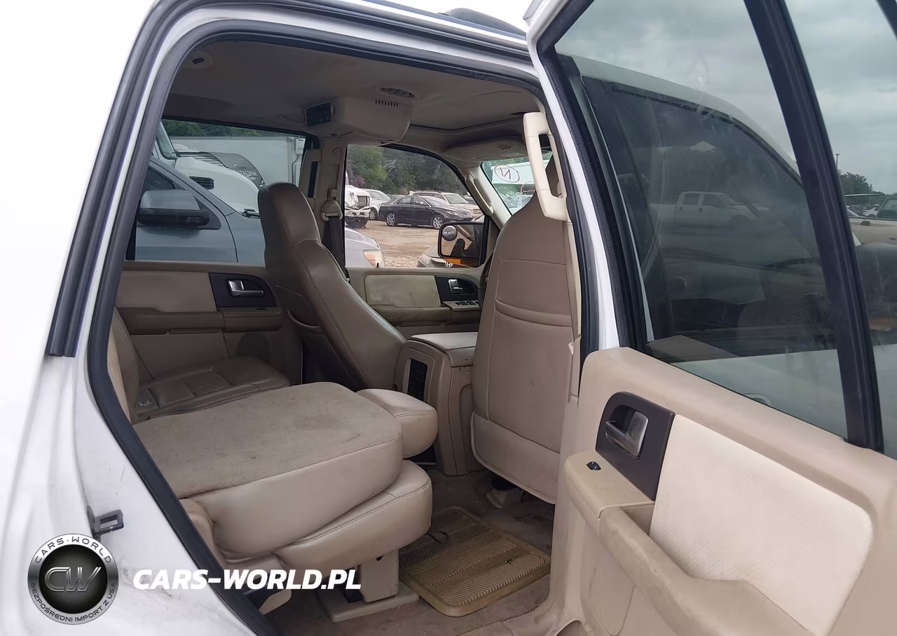2004 Ford Expedition Eddie Bauer VIN:1FMFU18L24LB66166 - 8