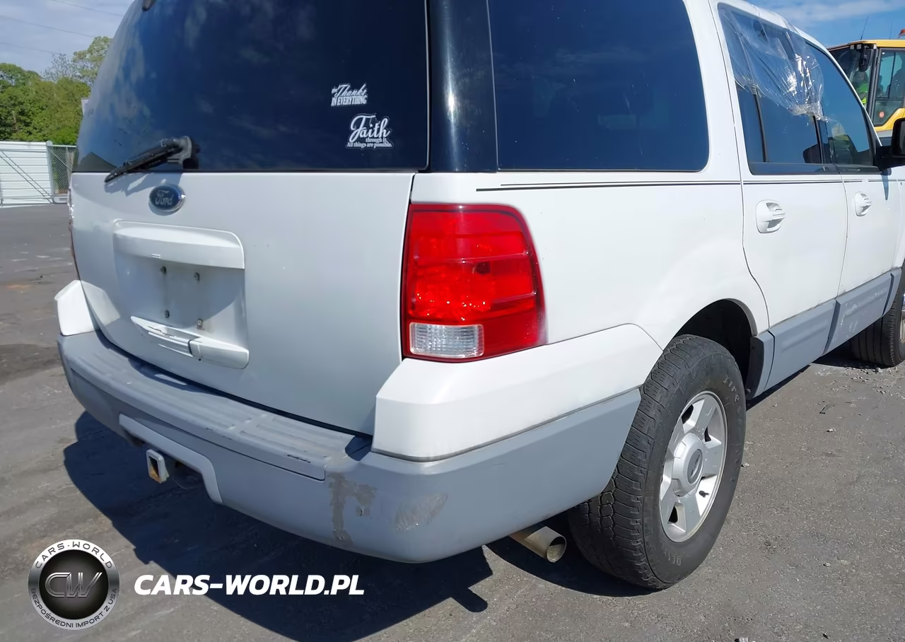 2003 Ford Expedition Xlt VIN:1FMRU15W93LA67435 - 12