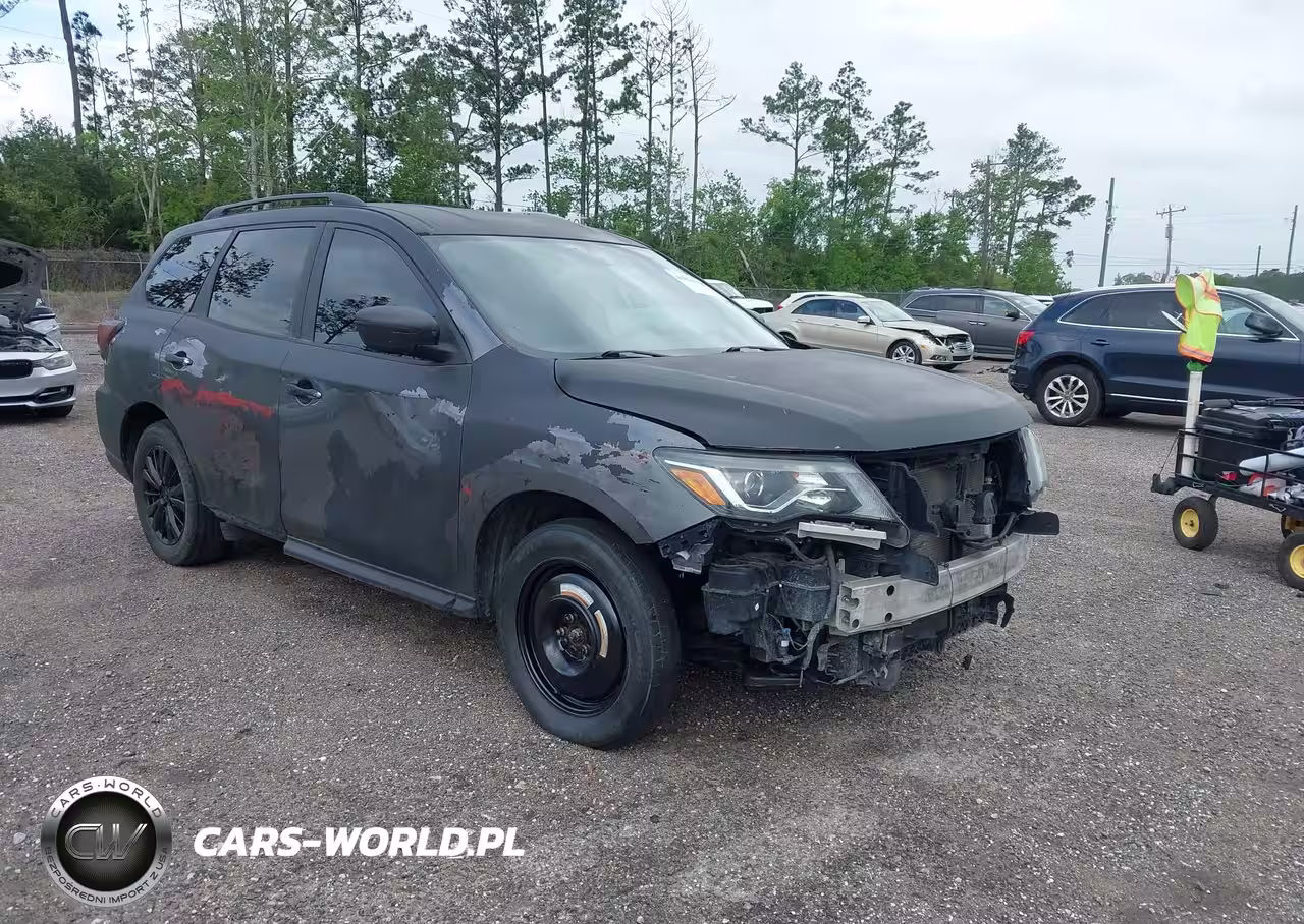 2019 Nissan Pathfinder Sv