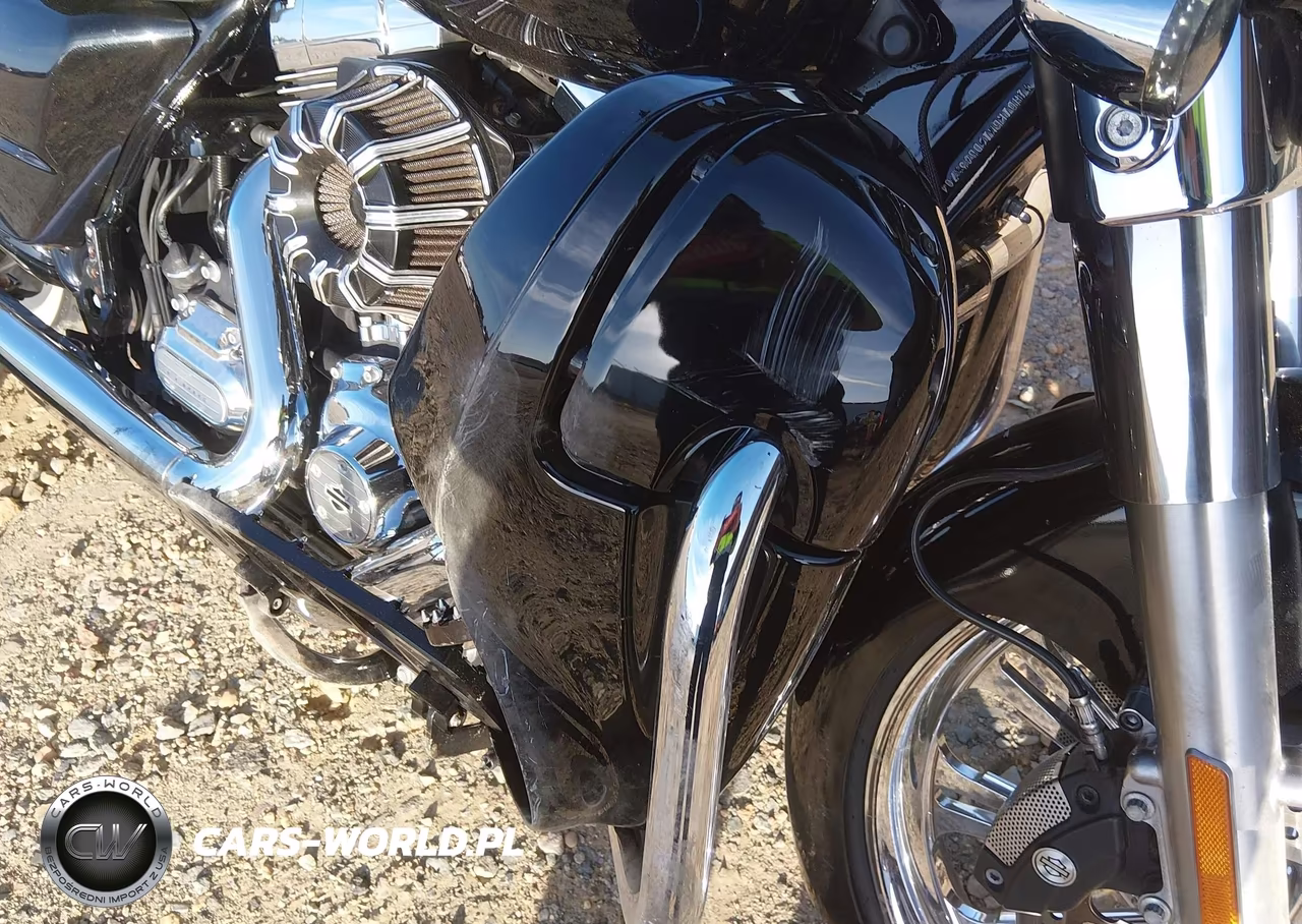 2013 Harley-Davidson Flhx Street Glide VIN:1HD1KBM15DB638704 - 17