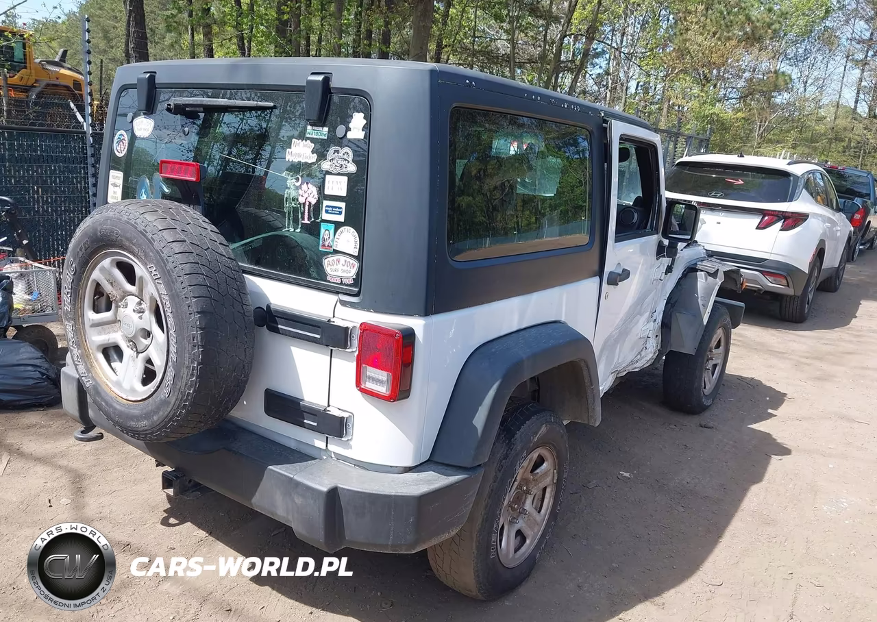 2013 Jeep Wrangler Sport VIN:1C4AJWAG4DL514132 - 4
