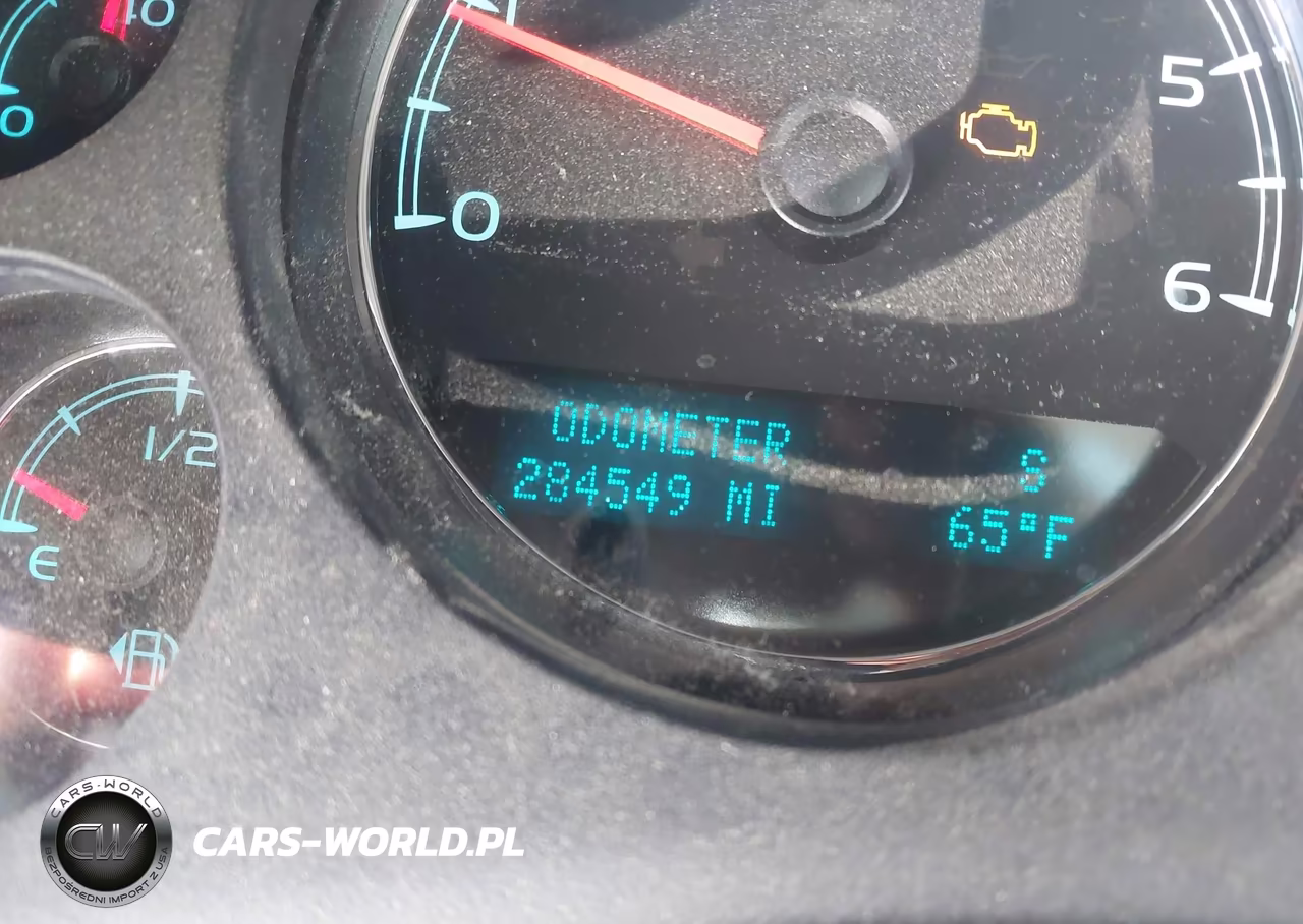 2013 Chevrolet Tahoe Lt VIN:1GNSCBE08DR295748 - 15