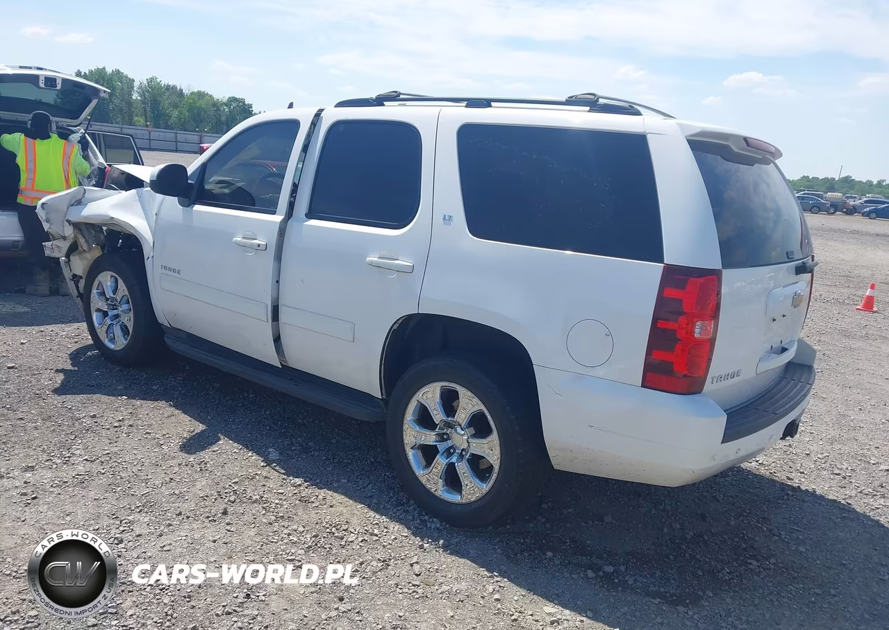 2013 Chevrolet Tahoe Lt VIN:1GNSCBE08DR295748 - 3