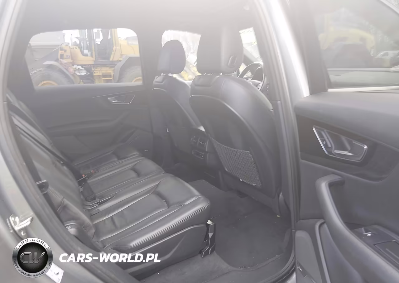 2017 Audi Q7 3.0T Premium VIN:WA1LAAF75HD016620 - 8