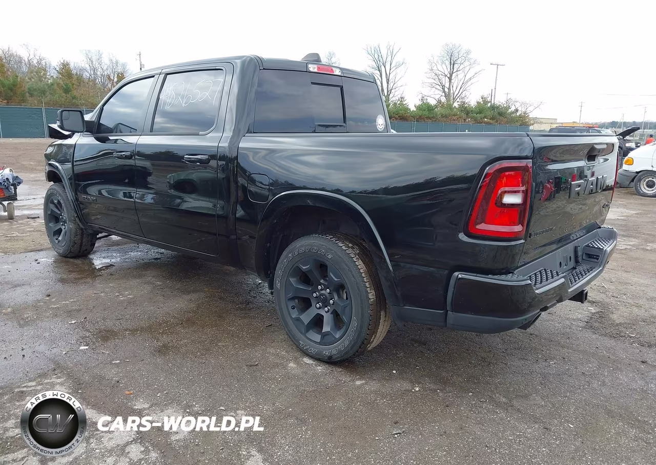 2025 Ram 1500 Big Horn 4X4 5'7 Box VIN:1C6SRFFP7SN535362 - 3