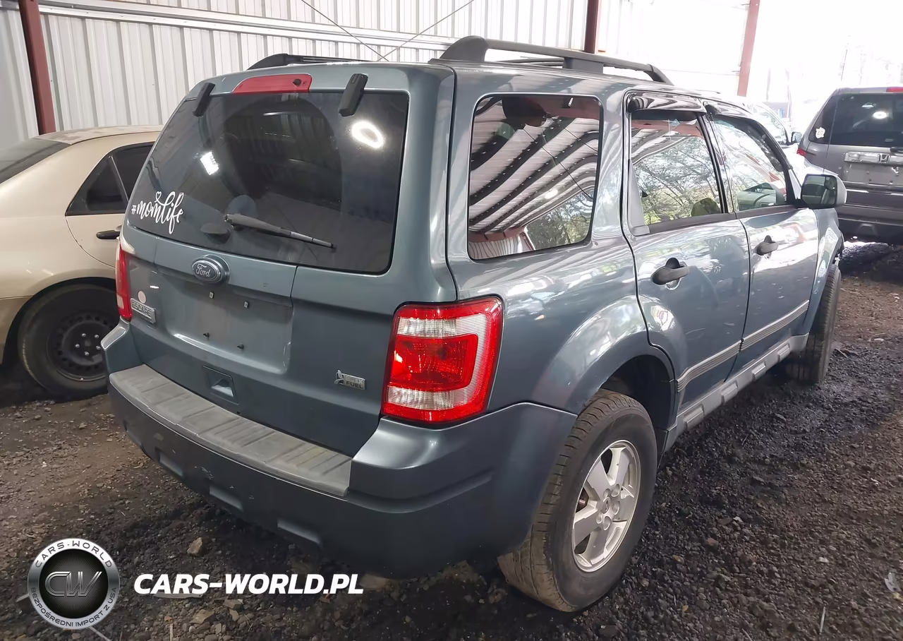 2011 Ford Escape Xlt VIN:1FMCU9DG7BKA96211 - 4