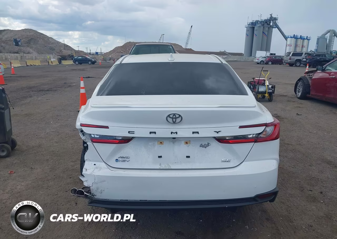 2025 Toyota Camry Se VIN:4T1DBADKXSU507590 - 15