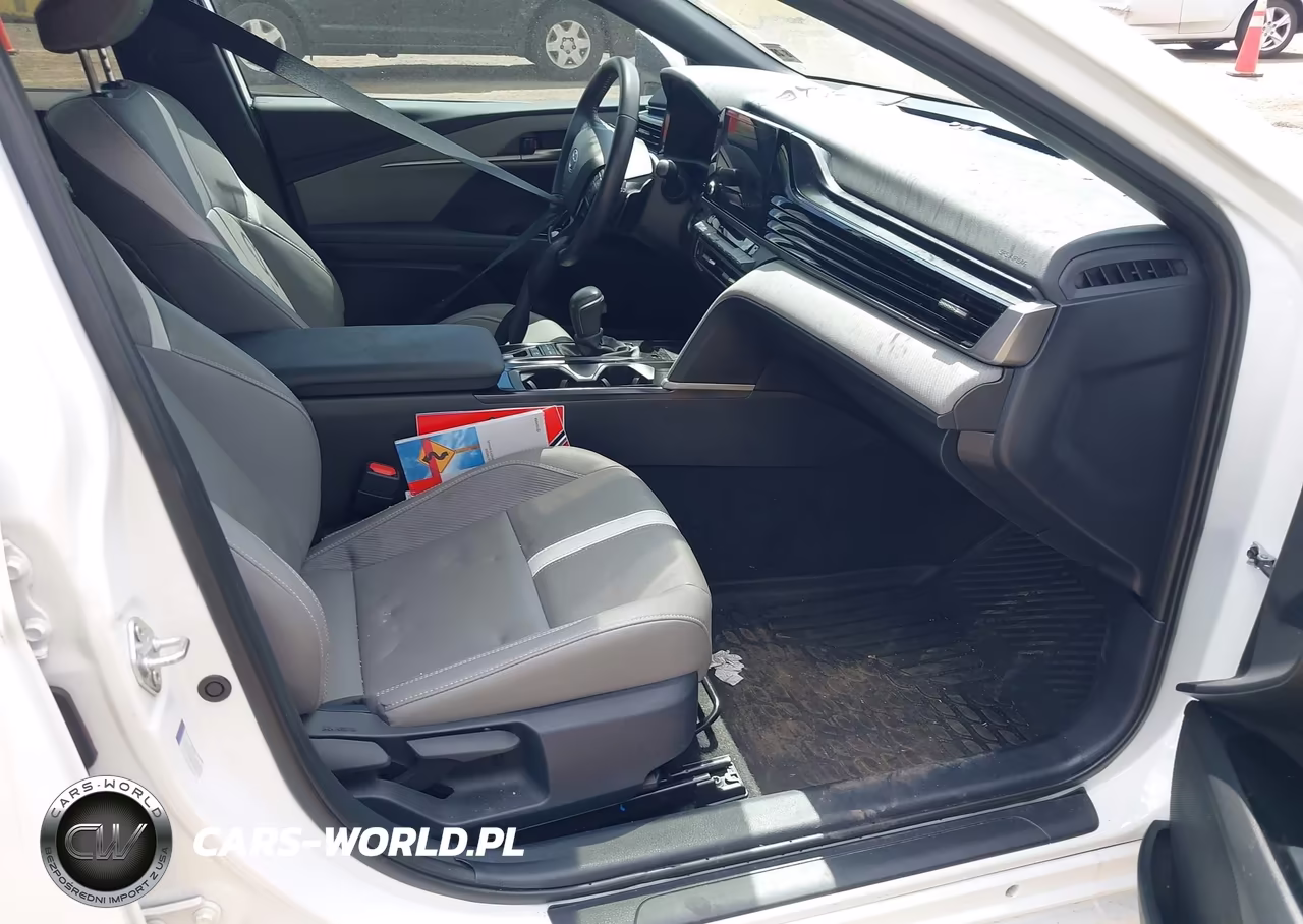 2025 Toyota Camry Se VIN:4T1DBADKXSU507590 - 5