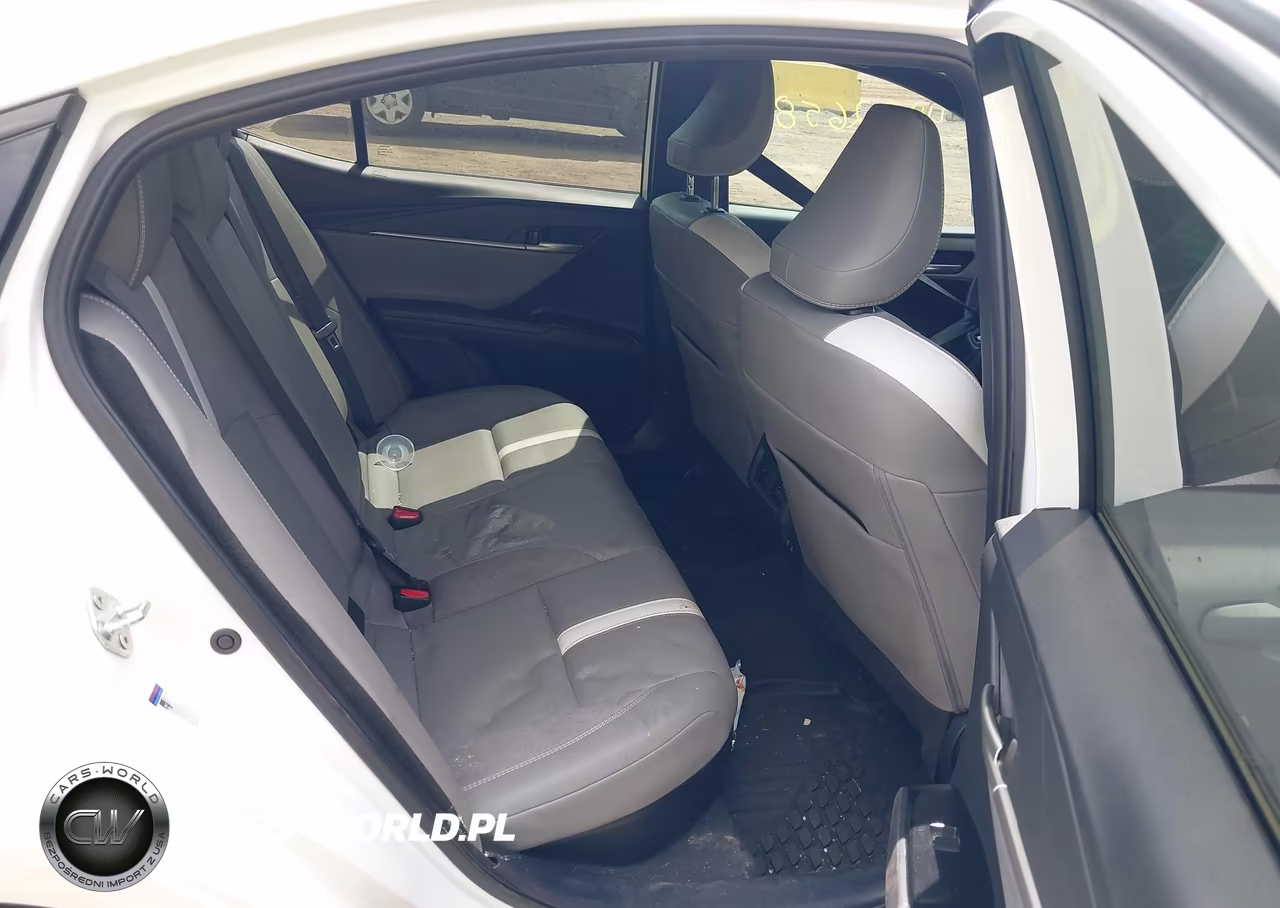 2025 Toyota Camry Se VIN:4T1DBADKXSU507590 - 8
