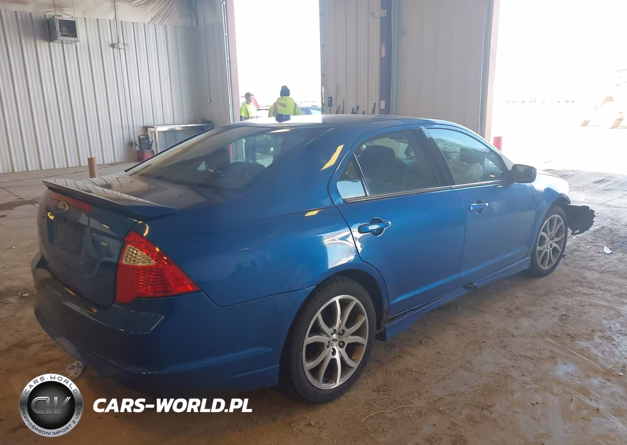 2012 Ford Fusion Se VIN:3FAHP0HA9CR335909 - 4