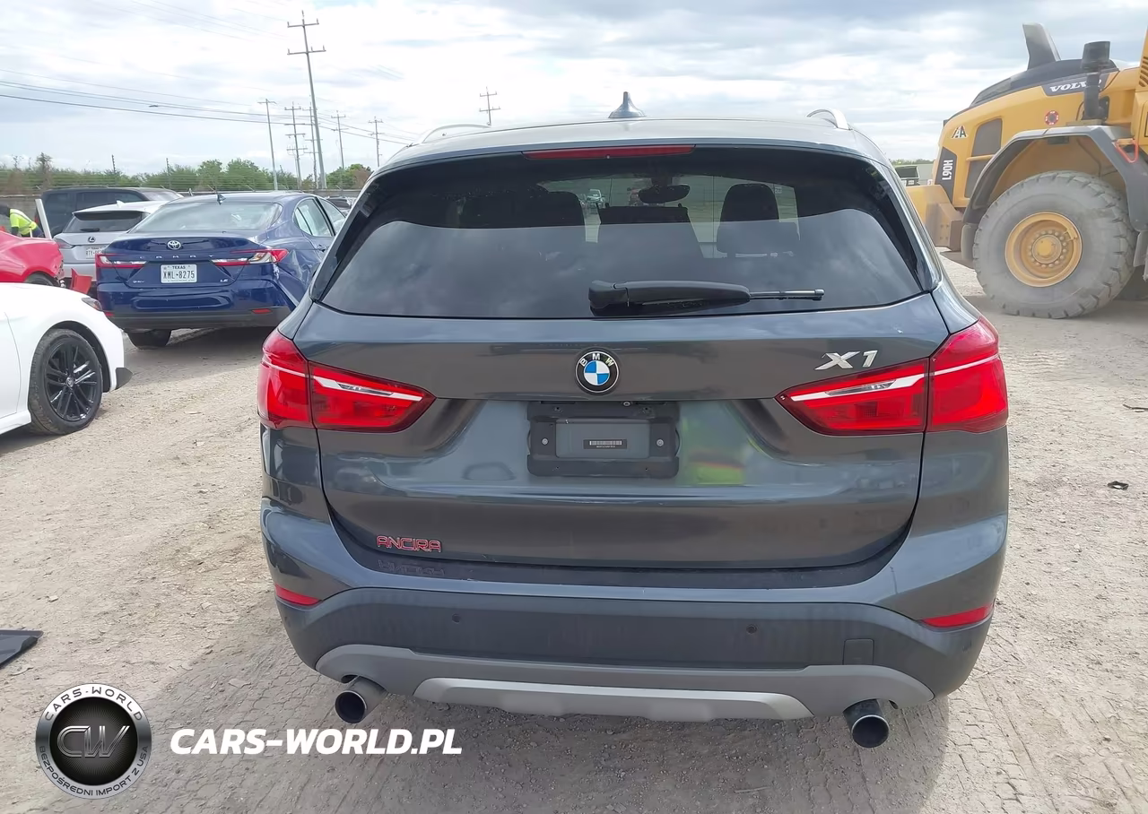 2017 BMW X1 xDrive28I VIN:WBXHT3C31H5F78131 - 17