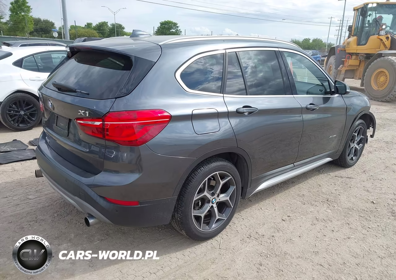 2017 BMW X1 xDrive28I VIN:WBXHT3C31H5F78131 - 4