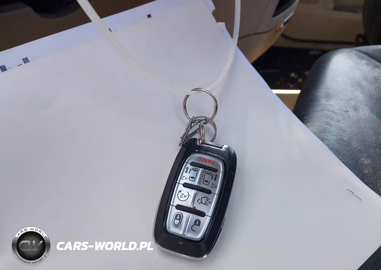 2019 Chrysler Pacifica Touring L VIN:2C4RC1BG5KR597654 - 11