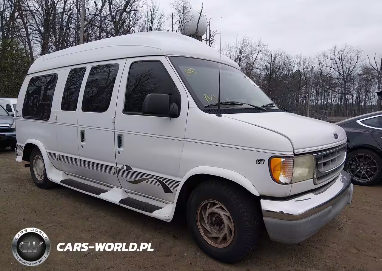 2002 Ford E-150 Commercial-Recreational