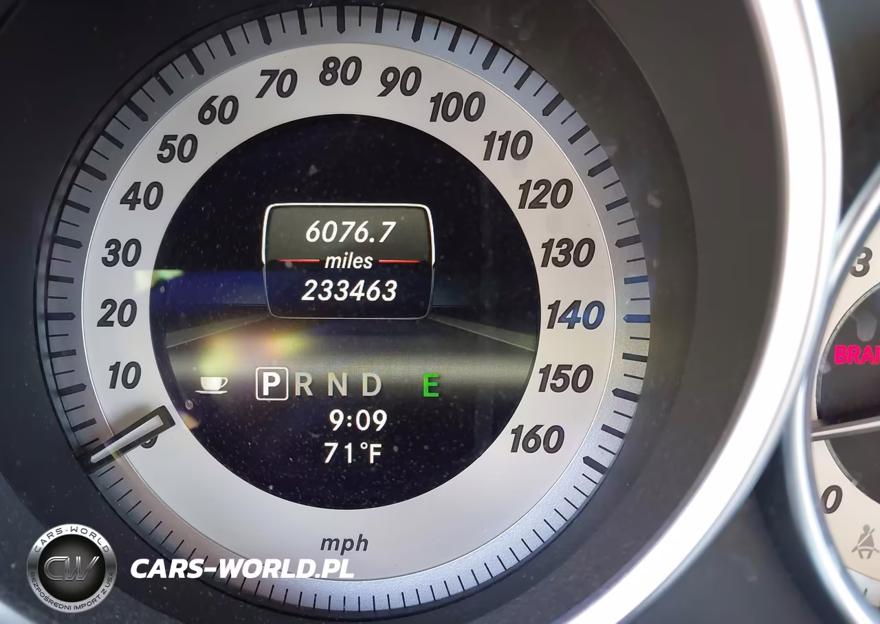 2013 Mercedes-Benz C 300 Luxury 4Matic VIN:WDDGF8AB3DR252828 - 15