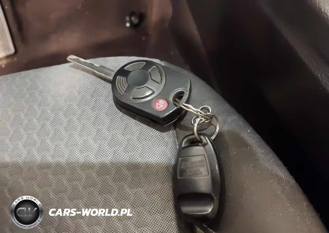 2018 Ford Escape Se VIN:1FMCU9GD3JUA29982 - 11