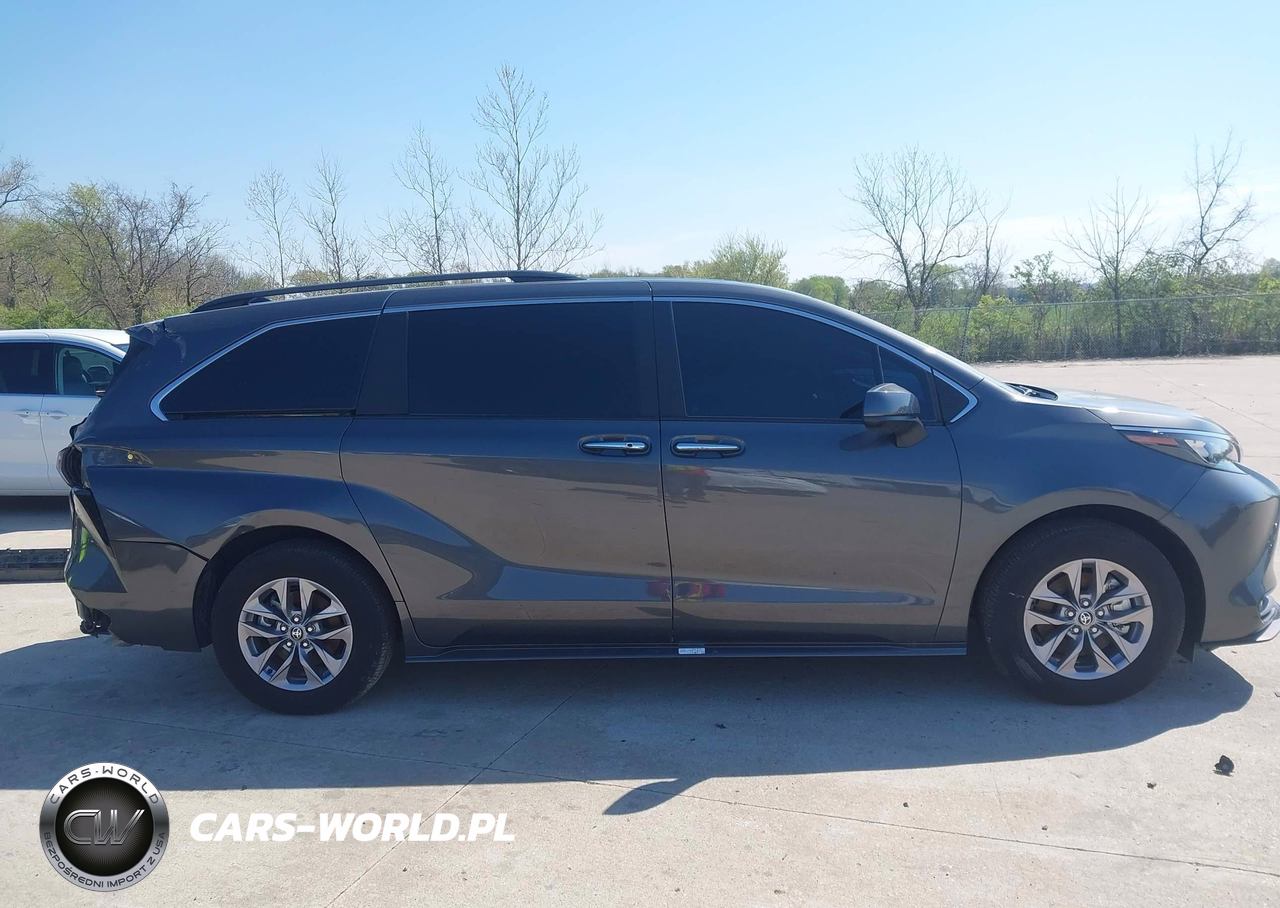 2025 Toyota Sienna Xle VIN:5TDYSKFC0SS198833 - 14
