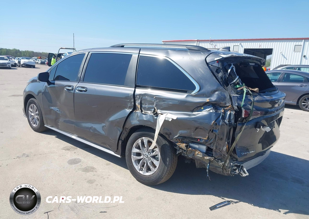2025 Toyota Sienna Xle VIN:5TDYSKFC0SS198833 - 3