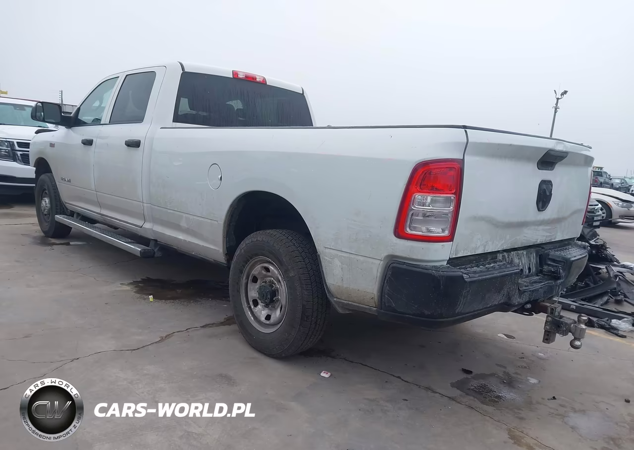 2019 Ram 2500 Tradesman 4X2 8' Box VIN:3C6UR4HJ9KG666288 - 3