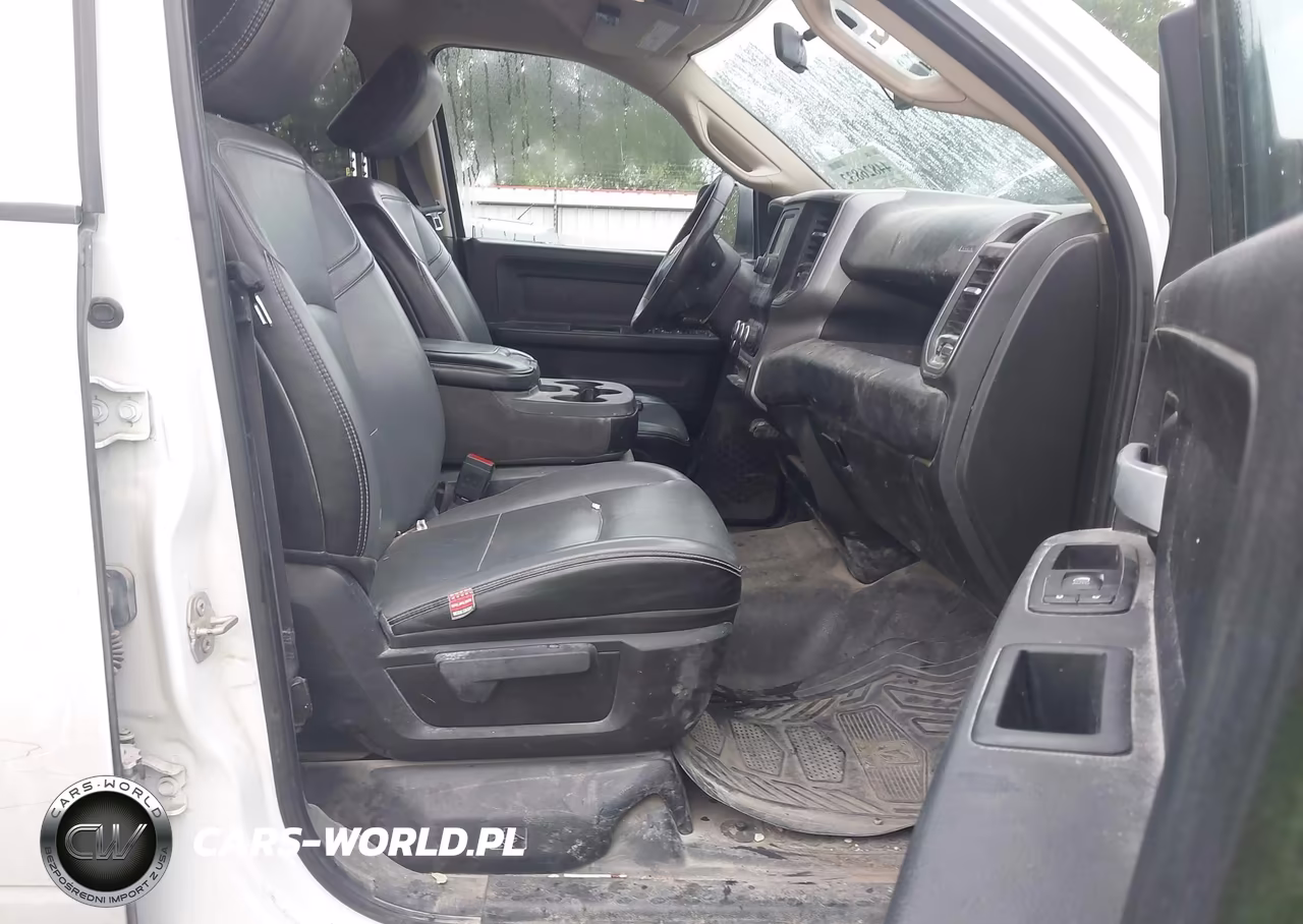 2019 Ram 2500 Tradesman 4X2 8' Box VIN:3C6UR4HJ9KG666288 - 5