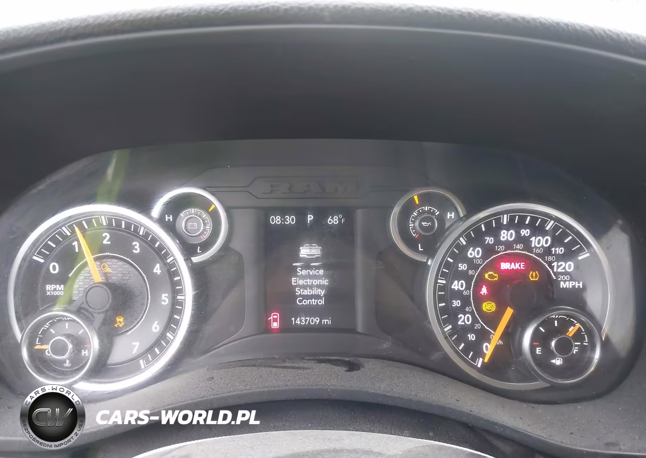 2019 Ram 2500 Tradesman 4X2 8' Box VIN:3C6UR4HJ9KG666288 - 7