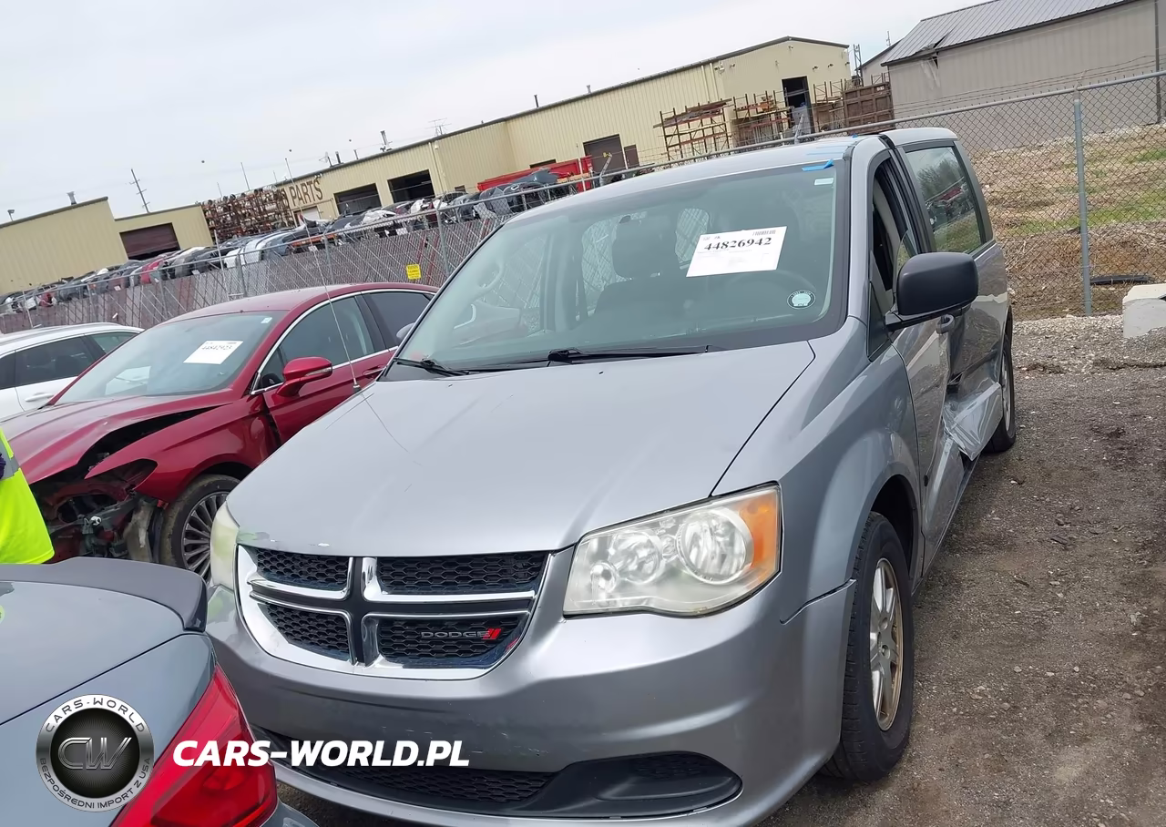 2015 Dodge Grand Caravan American Value Pkg VIN:2C4RDGBGXFR608184 - 12