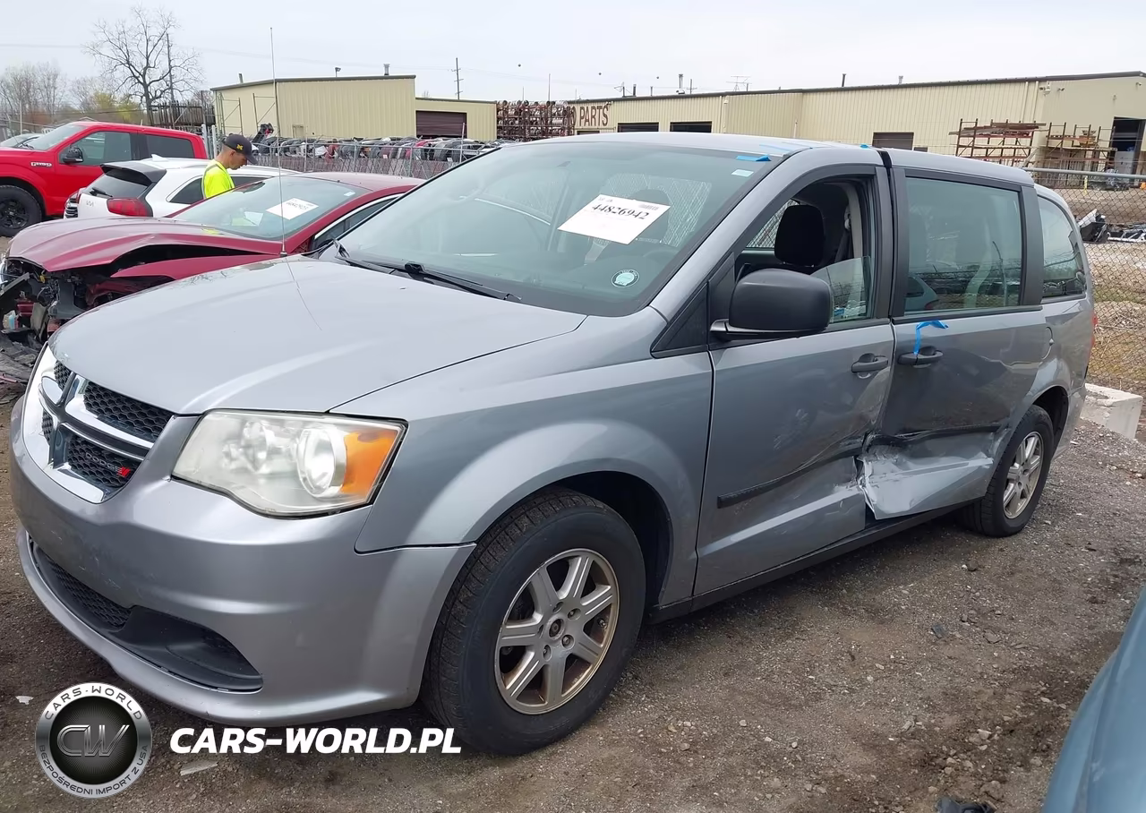 2015 Dodge Grand Caravan American Value Pkg VIN:2C4RDGBGXFR608184 - 14