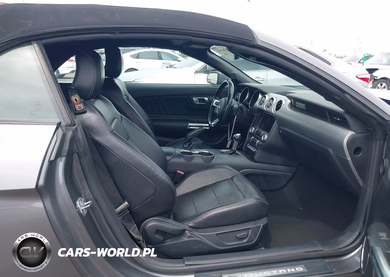 2021 Ford Mustang Ecoboost Premium VIN:1FATP8UH9M5120613 - 5