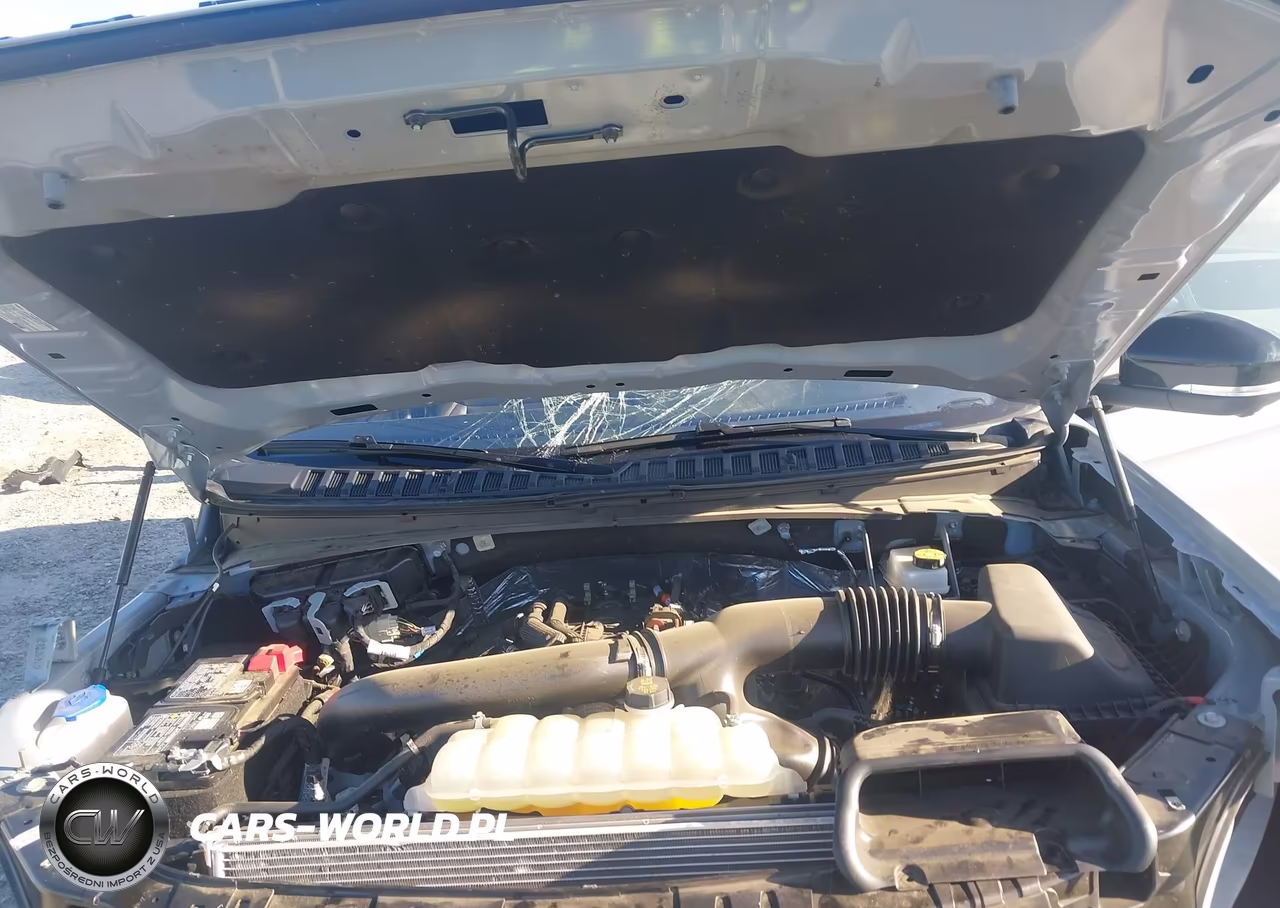 2025 Ford Expedition Tremor VIN:1FMJU1RG6SEA30880 - 10