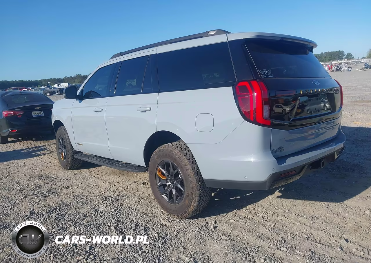 2025 Ford Expedition Tremor VIN:1FMJU1RG6SEA30880 - 3