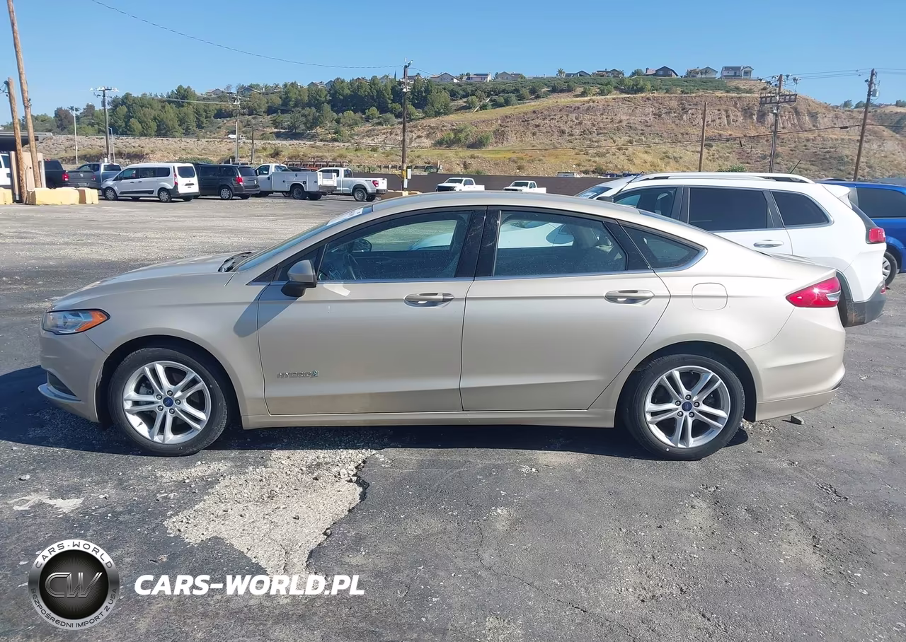 2018 Ford Fusion Hybrid S VIN:3FA6P0UU5JR209437 - 15