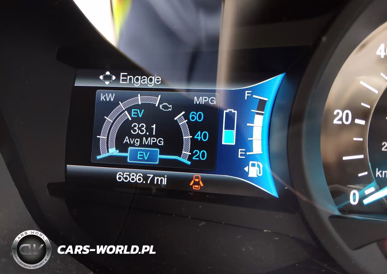 2018 Ford Fusion Hybrid S VIN:3FA6P0UU5JR209437 - 16