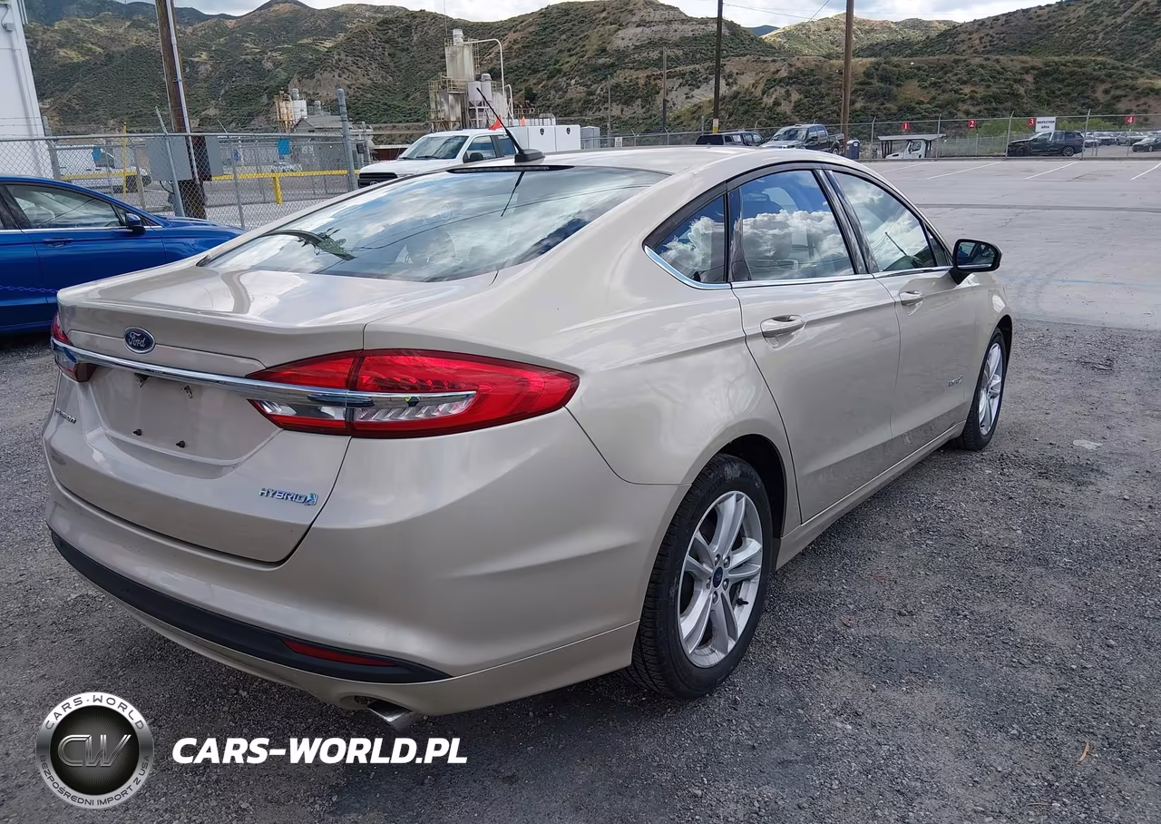 2018 Ford Fusion Hybrid S VIN:3FA6P0UU5JR209437 - 4