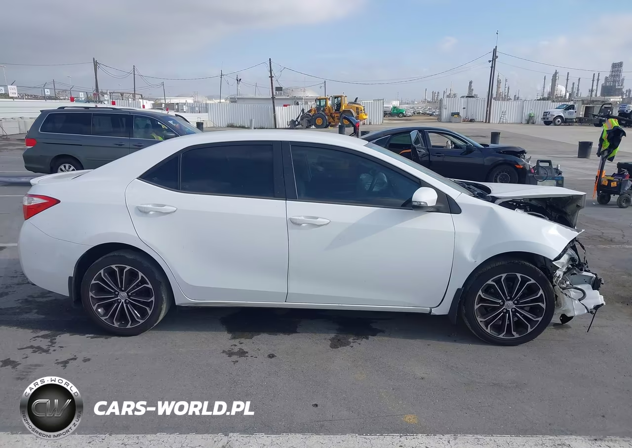 2015 Toyota Corolla S Plus VIN:5YFBURHE0FP254193 - 14