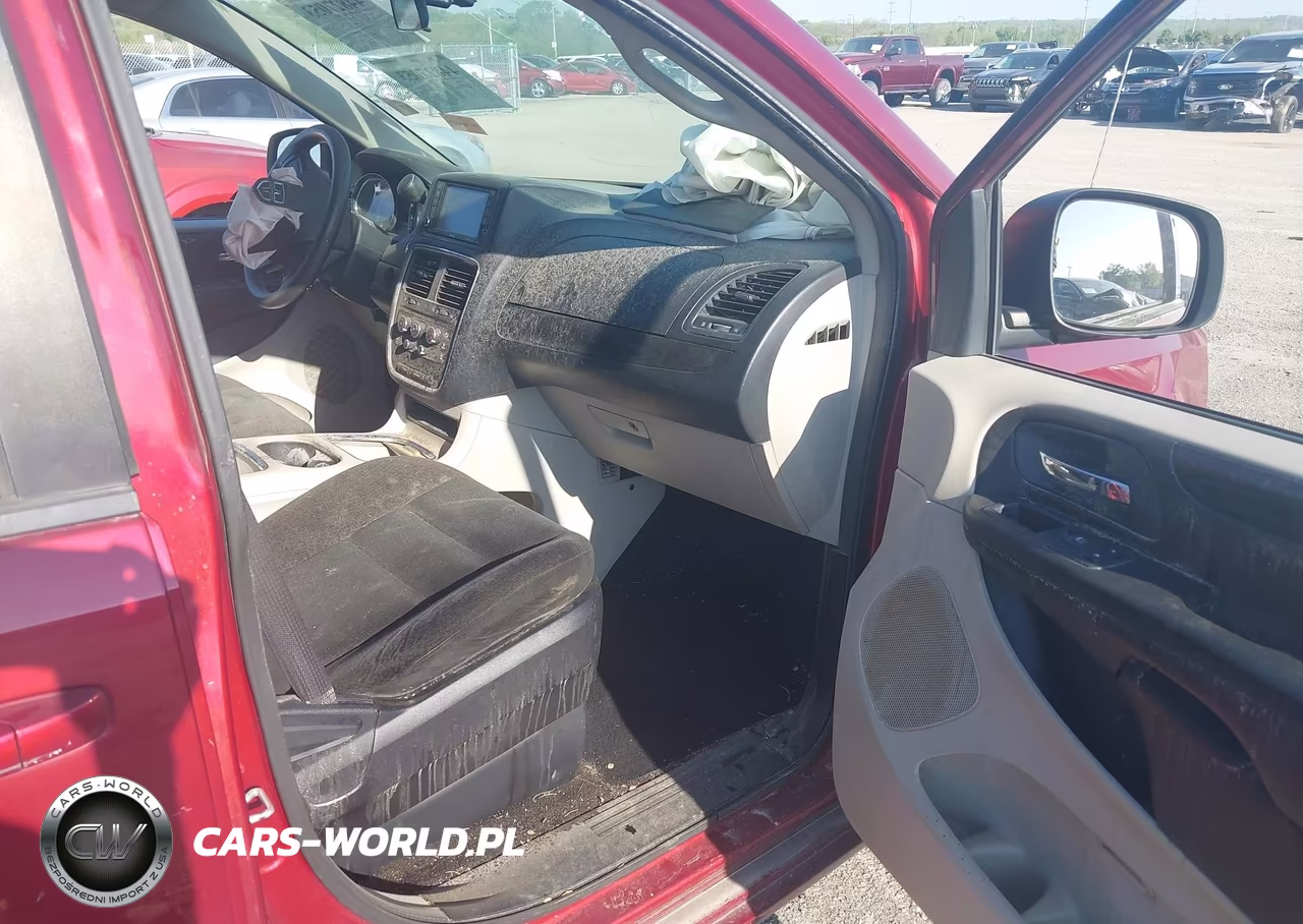2016 Dodge Grand Caravan Sxt VIN:2C4RDGCGXGR201899 - 5