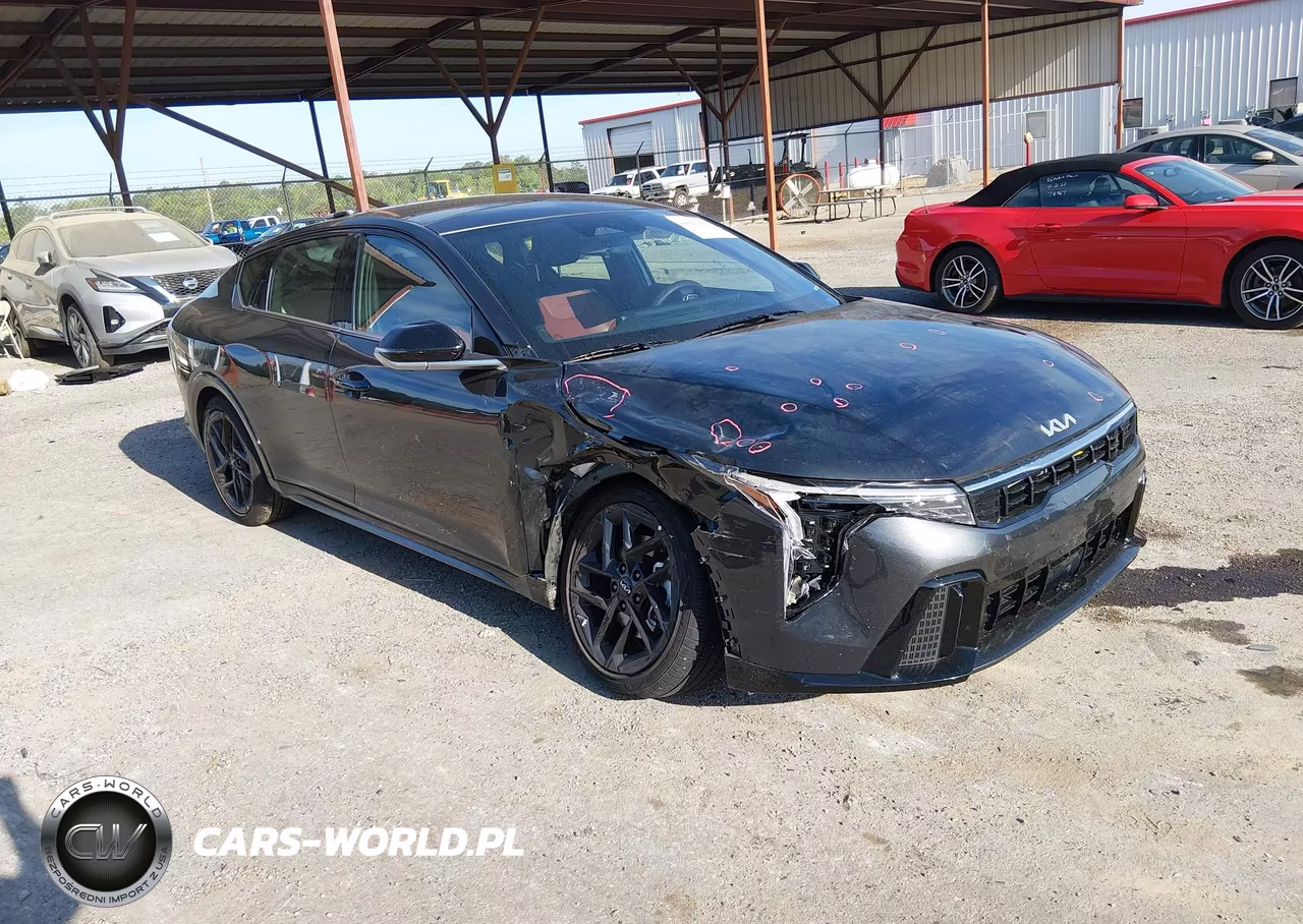 2025 Kia K4 Gt-Line Turbo