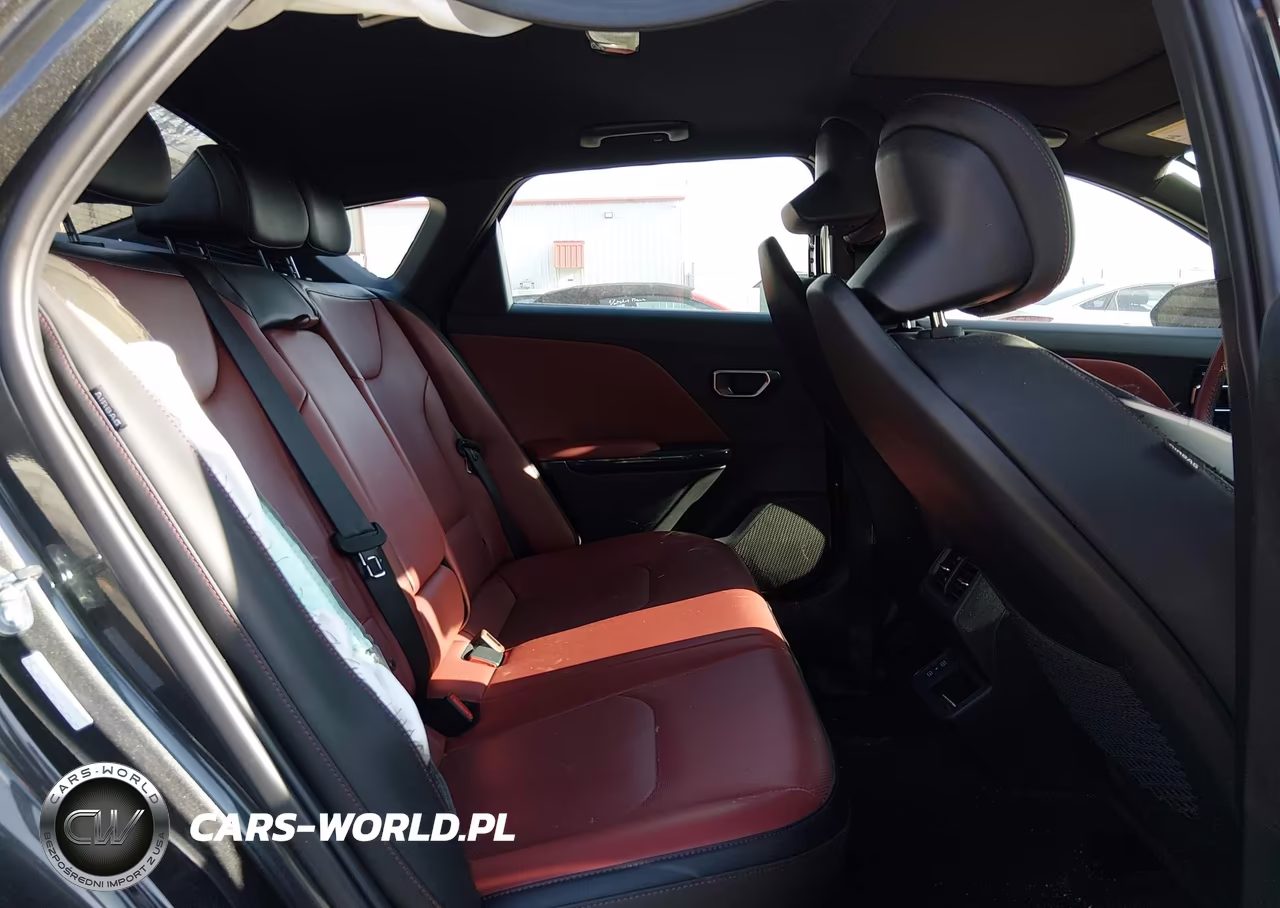 2025 Kia K4 Gt-Line Turbo VIN:3KPFW4DC1SE249910 - 8