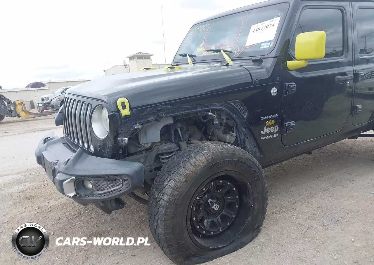 2018 Jeep Wrangler Unlimited Sahara 4X4 VIN:1C4HJXEG7JW175374 - 6