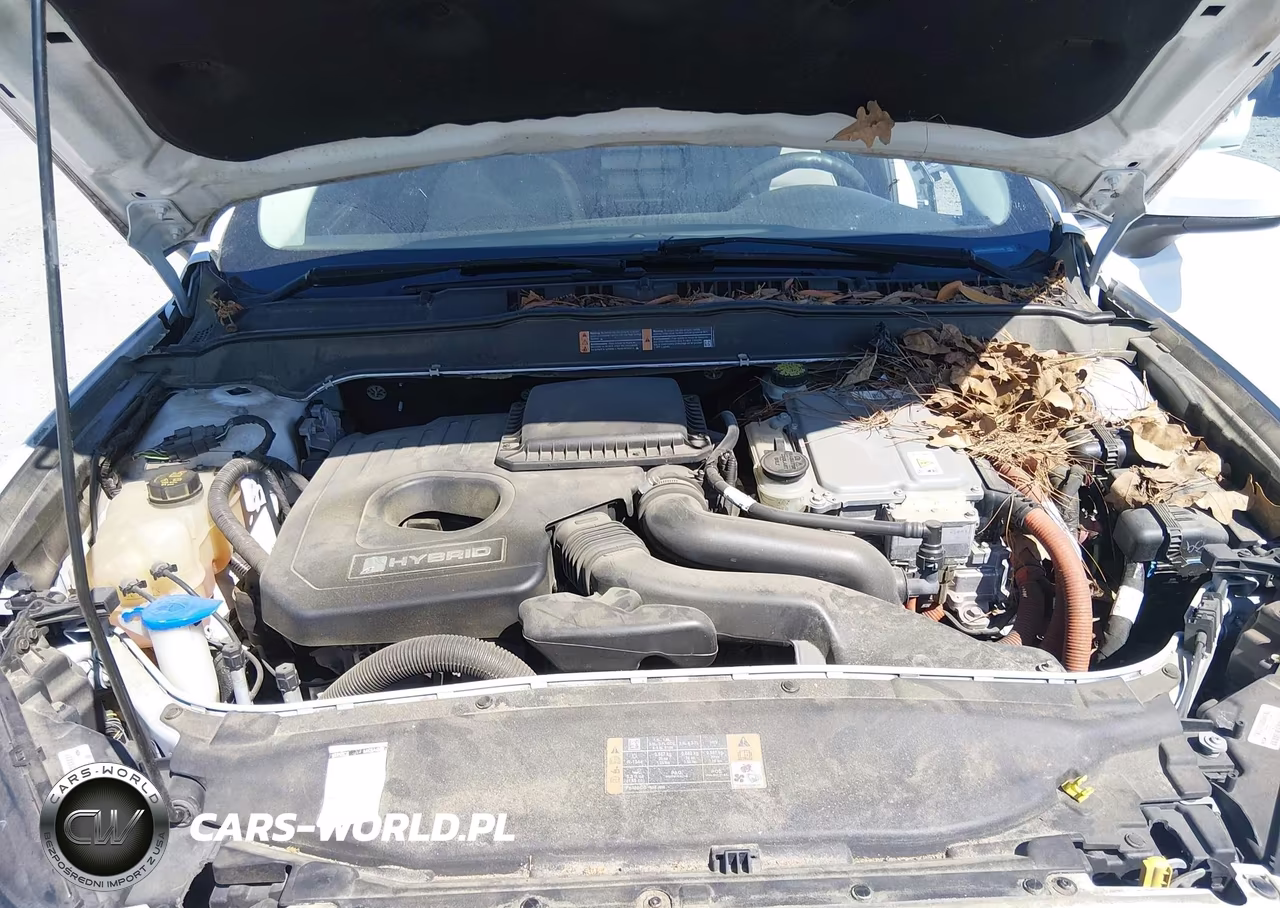 2015 Ford Fusion Hybrid S VIN:3FA6P0UUXFR197809 - 10