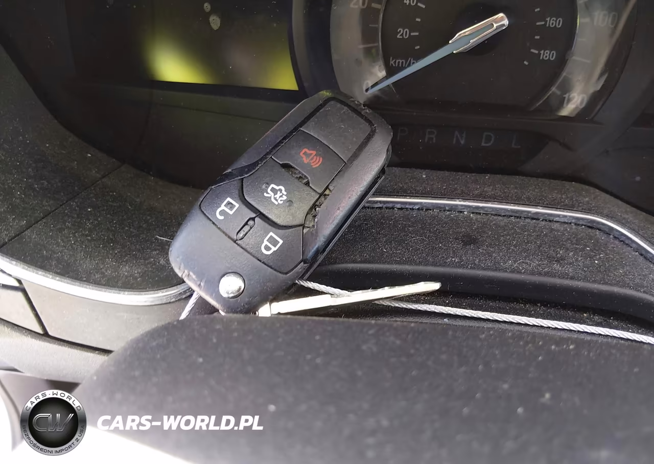 2015 Ford Fusion Hybrid S VIN:3FA6P0UUXFR197809 - 11